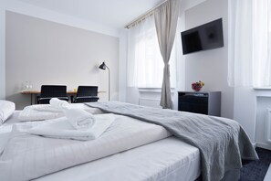 Free WiFi, bed sheets