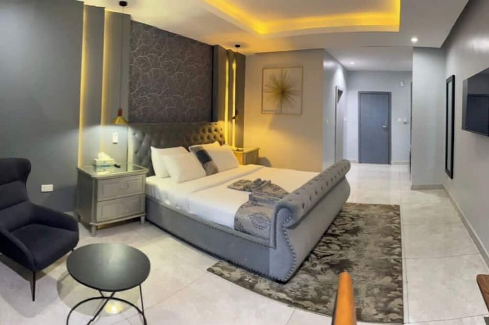 TED-G HOTEL