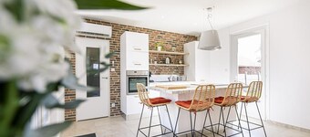 Charming cottage with terrace and relaxing spa