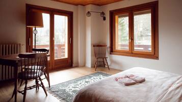 Kamar Double Panorama, kamar mandi umum, pemandangan gunung (Chambre Verte) | 1 kamar tidur, Wi-Fi gratis, dan seprai linen