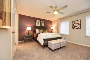 2 habitaciones, tabla de planchar con plancha, wifi y ropa de cama