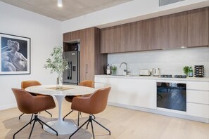 Dining - StayCentral - George Street@Fitzroy - George St, Fitzroy - 2 Bedrooms, 3 Beds,1 Bathrooms, 1 Secure undercover parking spot. (FITZROY)