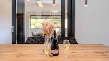 Apartamento design | Opções para refeição no quarto