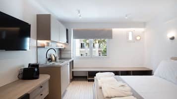 1 habitación, tabla de planchar con plancha, wifi y ropa de cama