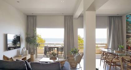 Modern Clifton Apartment - Number 5101