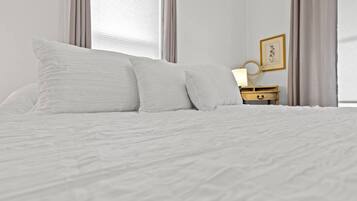 2 chambres, fer et planche Ă repasser, Wi-Fi gratuit, draps fournis