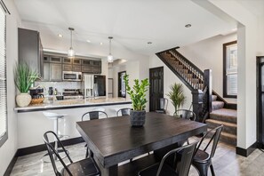 Dining - Stylish 4BR Home • Close to Hospitals + Downtown (Cleveland)