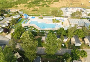 Innenpool, Außenpool