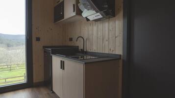 Micro-ondes, four, plaque de cuisson