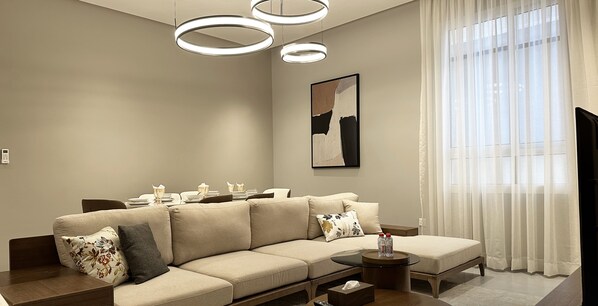 時尚公寓, 2 間臥室 | 起居區 | 平面電視