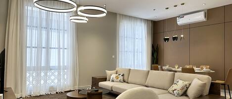 设计公寓, 3 间卧室 | 起居区 | 平板电视