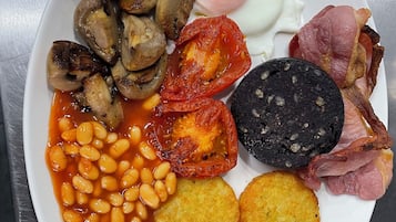 Free daily full breakfast
