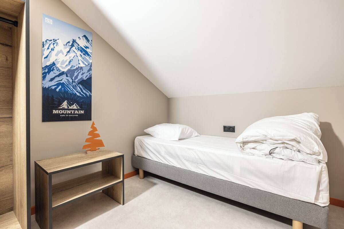 Rom, 1 enkeltseng, delt bad (Petite Chambre simple) | Wi-fi (inkludert) og sengetøy