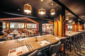 Restaurant - Base Camp Lodge - Albertville (Albertville)