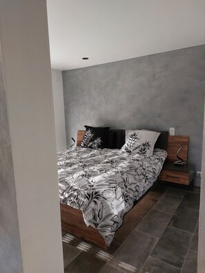 1 chambre, coffres-forts dans les chambres, bureau