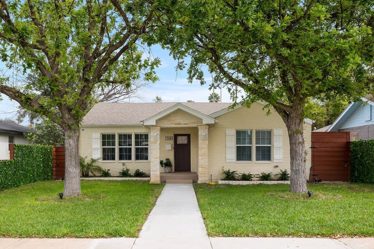 Charming Home In Downtown McAllen