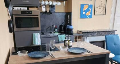 Modern Apartment in an Authentic old French Building, in Bourganeuf Center