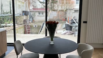 Dineren