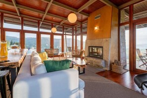 Televisie en een kantoor