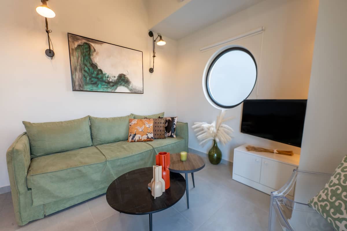 奢華複式房屋 | 起居區 | 43-吋智慧型電視、數位頻道、Netflix、串流服務