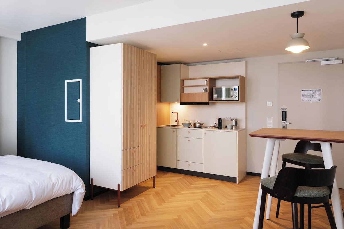Classic Double Room | Premium bedding, in-room safe, desk, laptop workspace