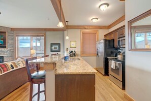 غسالة أطباق، ماكينة لصنع القهوة/الشاي، مستلزمات طهي/أطباق/أوعية