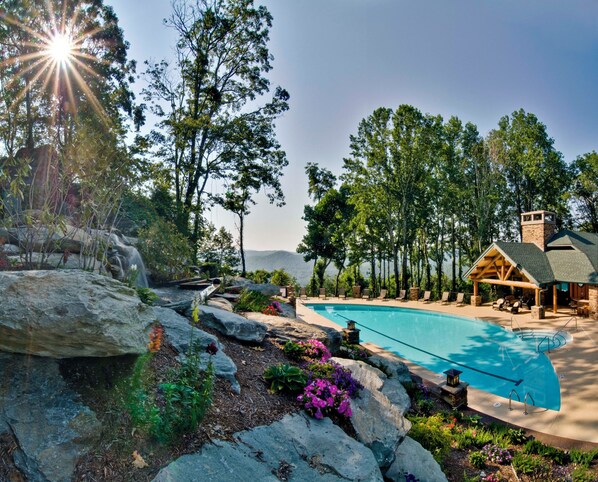 Indoor pool, a heated pool - Chalakee Lodge CC-4- Mountain View, Gated Resort, Indoor/Outdoor Pools & Hot Tub (Boone)