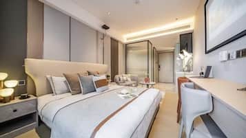 Romantic Condo, 1 King Bed, Non Smoking, City View | 1 bedroom, down comforters, individually decorated, desk