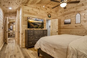 1 habitación, tabla de planchar con plancha, wifi gratis y ropa de cama