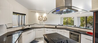  Poolside Paradise: with Double Bay View Rooms (Unit C)
