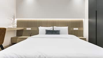 Luxury Apartment, 3 Bedrooms, Air conditioning | 3 bedrooms, premium bedding, in-room safe, individually decorated