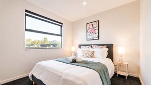 4 Schlafzimmer, Bügeleisen/Bügelbrett, WLAN, Bettwäsche