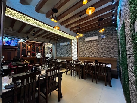 Restaurant. The Heritage