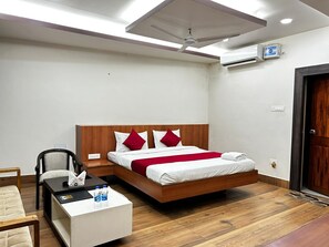 Executive Room | Free WiFi - The Heritage (Dumka)