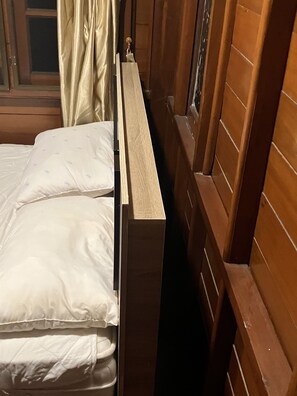 6 bedrooms, WiFi, bed sheets