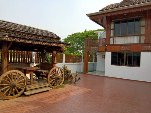 Classic Thai Healing Home near the airport