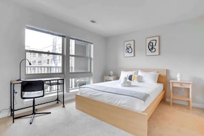 1 chambre, fer et planche à repasser, Wi-Fi, literie fournie