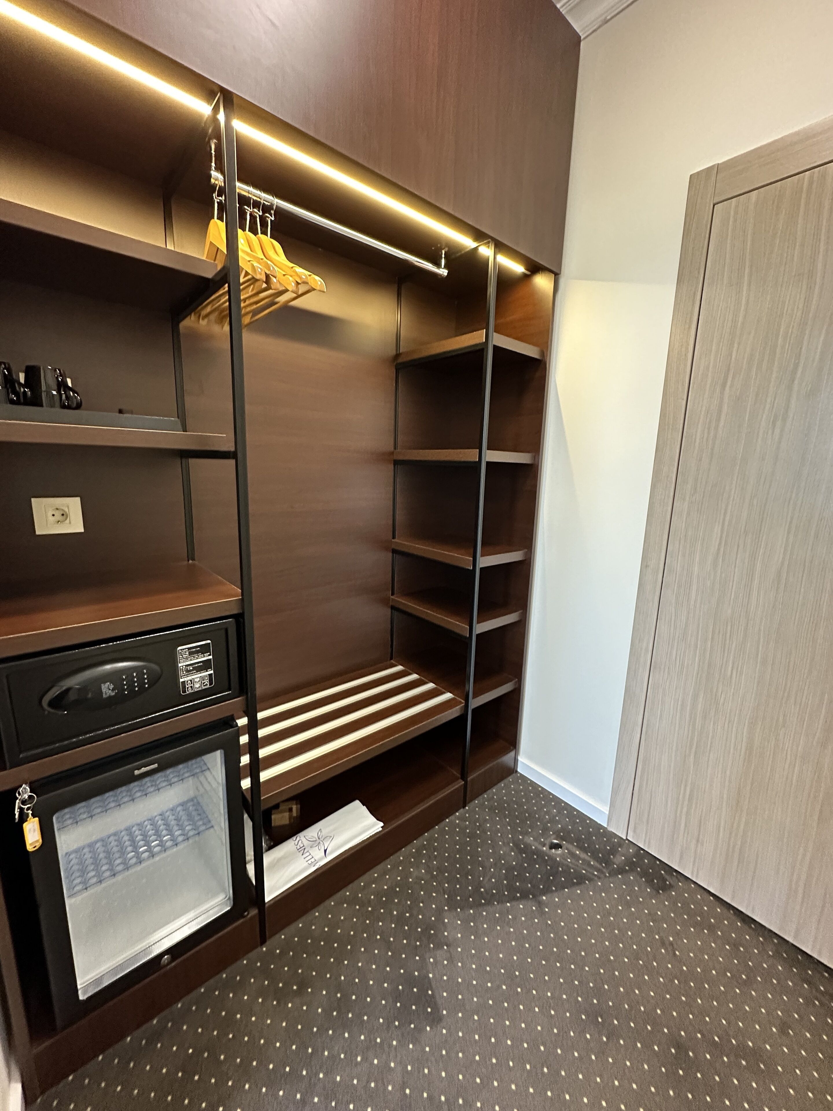 Foto - Nobel West Hotel