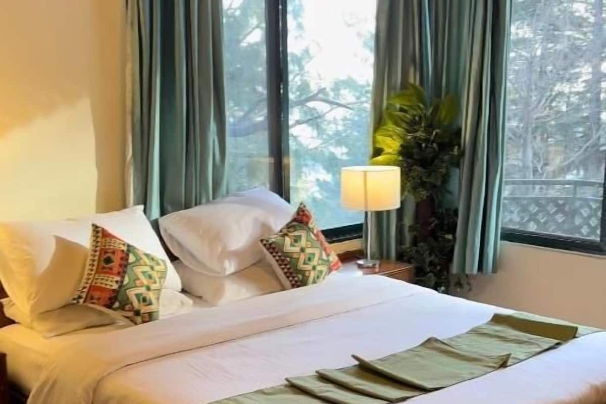 Deluxe Double Room | Free WiFi