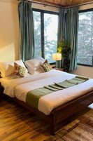 Deluxe Double Room | Free WiFi