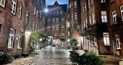 Ferienwohnung Burghof 3 + Balkon + Radparkplatz