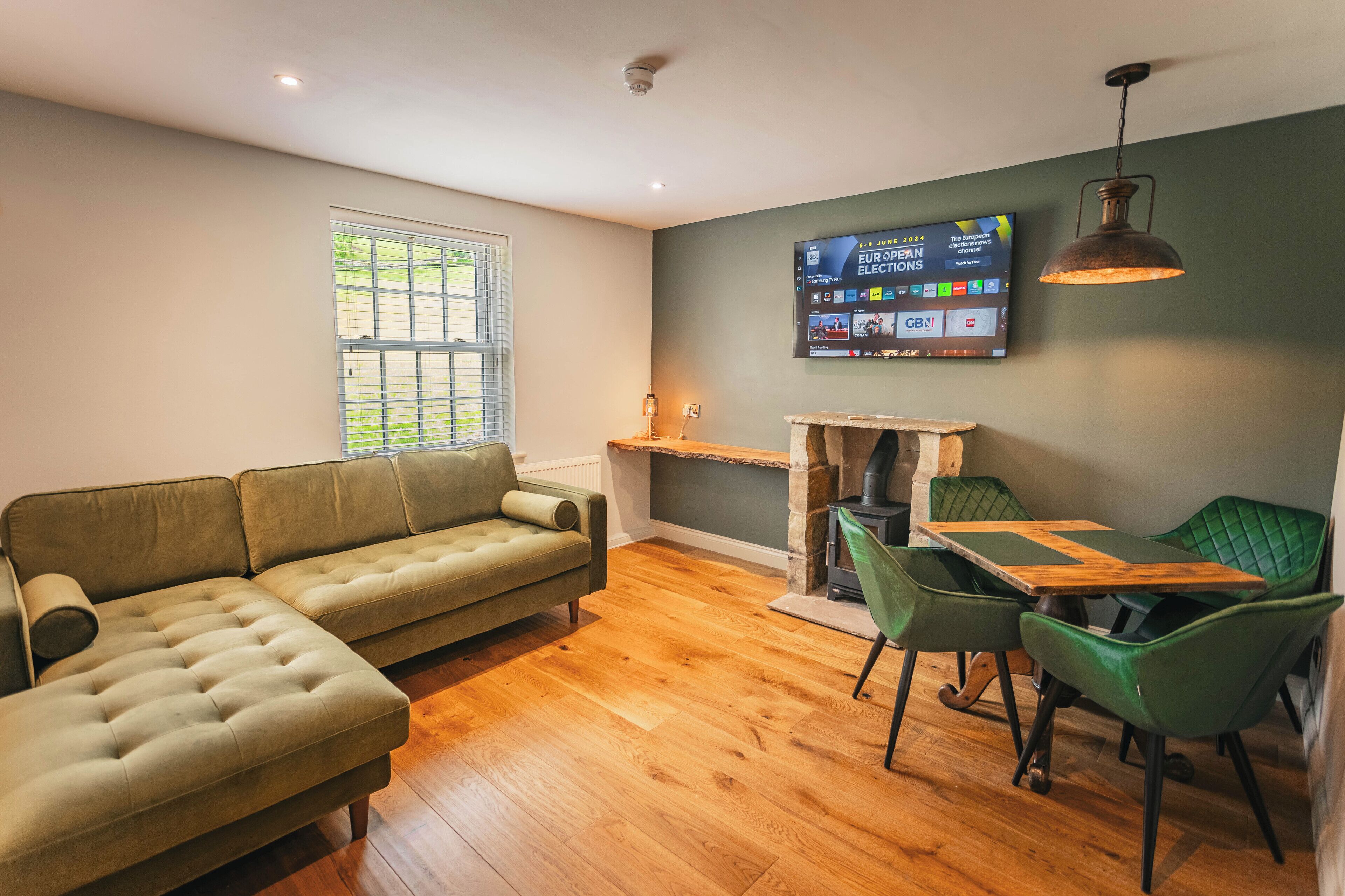 Deluxe Apartment, Non Smoking, Kitchen | Living area | TV