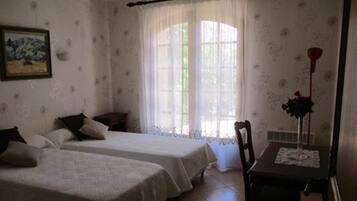 2 chambres, fer et planche Ă repasser, Wi-Fi gratuit