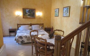 1 soverom, strykejern/-brett og wi-fi (inkludert)