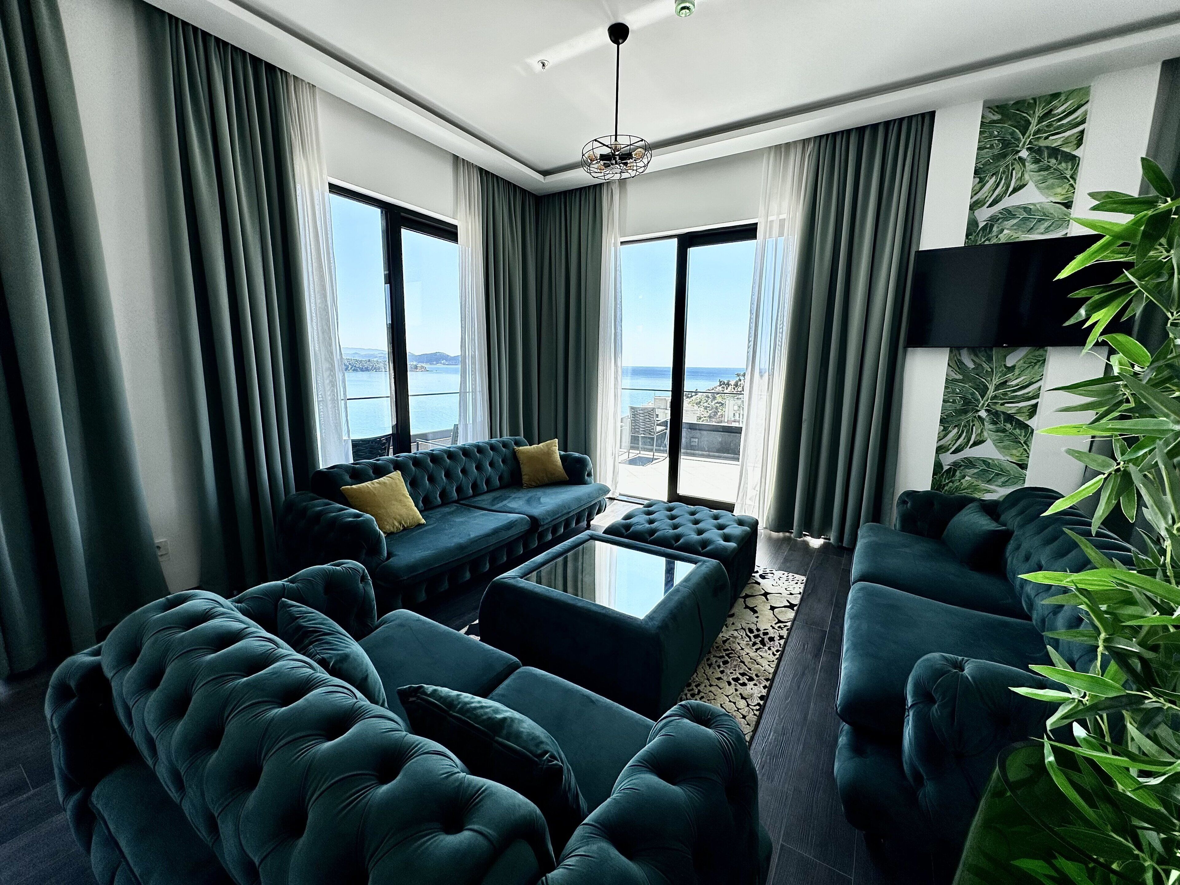 Apartament Elite | Sala d'estar | Televisor de pantalla plana 