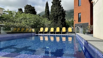 Piscina stagionale all'aperto