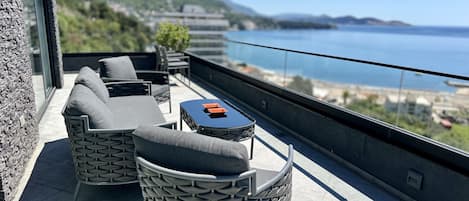 Căn hộ Elite | Hiên