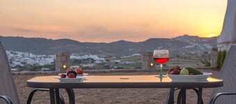 Sea & Garden View Parasporos Houses, Adamas Milos
