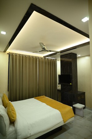 4 bedrooms, WiFi, bed sheets - Hotel Kings Inn, Ranchi (Ranchi)