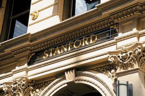Hotel Stanford